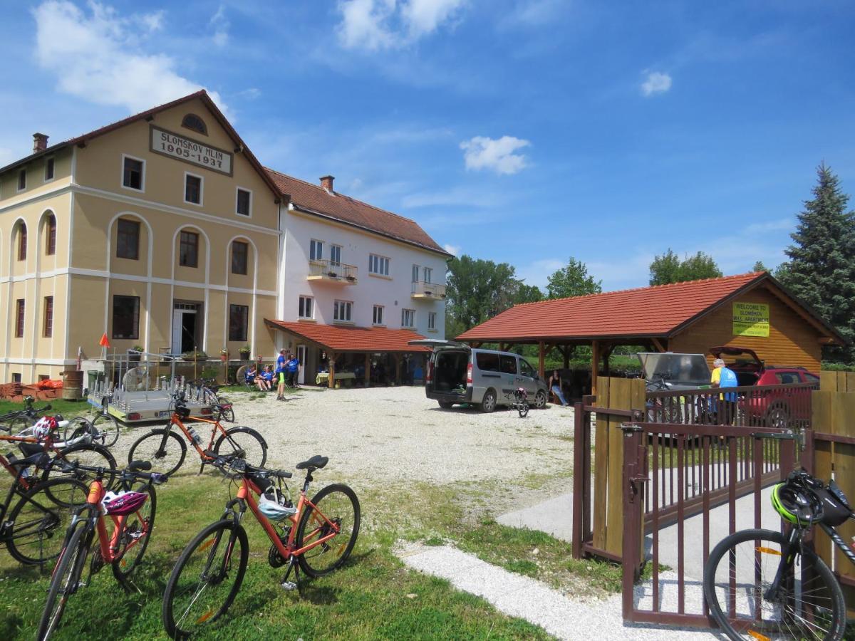 Mill House Apartment And Camping 柳托梅尔 外观 照片